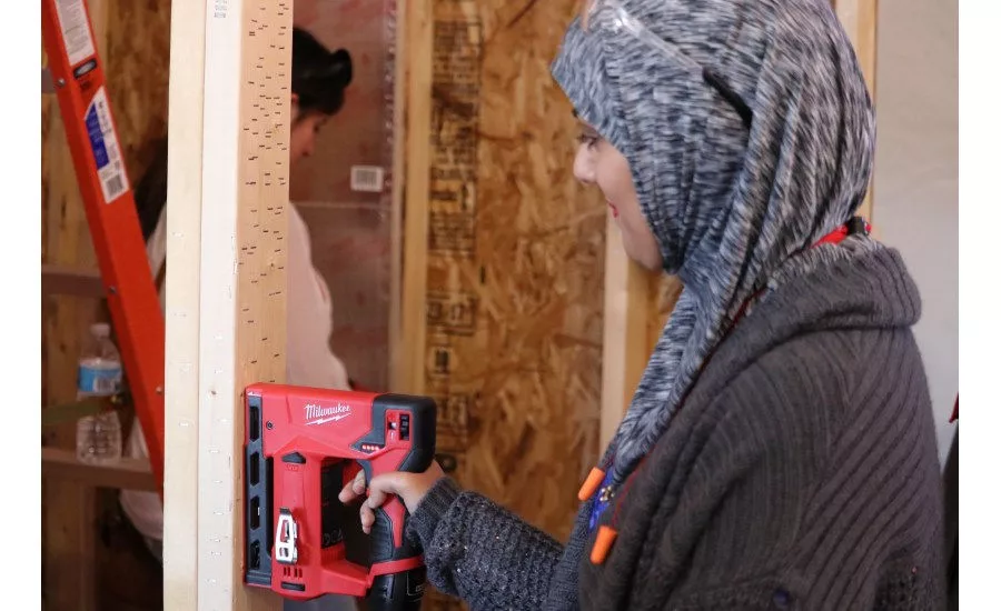 BNP Media Associate Editor Nadia Askar tries out the M12 Stapler