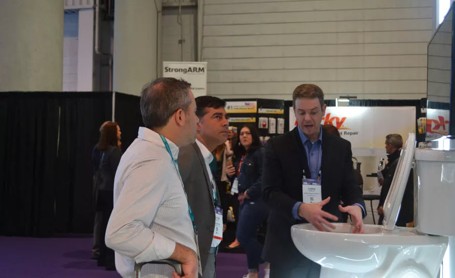 Attendees at the 2019 KBIS Show
