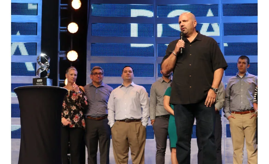 Mark Rogers receives MCAA’s Distinguished Service Award at MCAA 2017 in San Diego