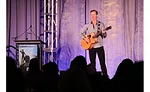 World-class virtuoso guitarist, comedian, and motivational speaker Mike Rayburn performs for attendees of Nexstar Network’s Leadership Spotlight in Houston
