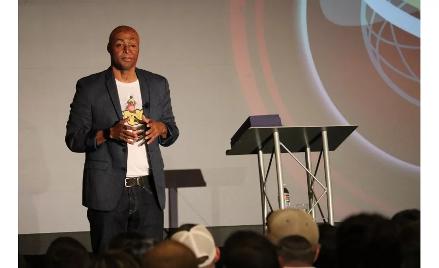 U.S. Army veteran and motivational speaker JR Martinez speaks to attendees