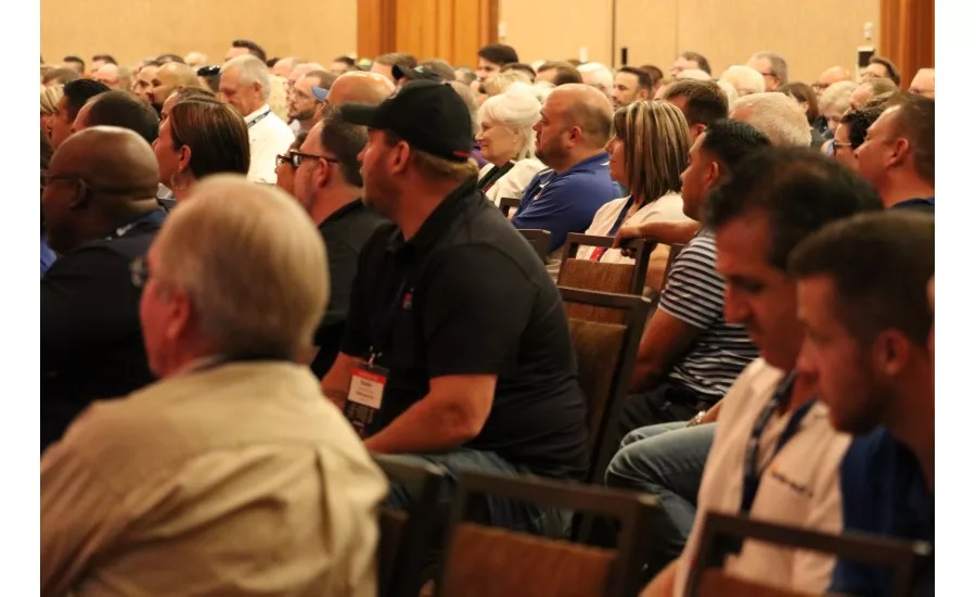 A packed audience listens as U.S. Army veteran and motivational speaker JR Martinez speaks during the 2017 Service World Expo Sept. 8 in Las Vegas