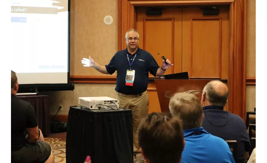 Dave Squires speaks to a group of contractors during a breakout session at the 2017 Service World Expo in Las Vegas