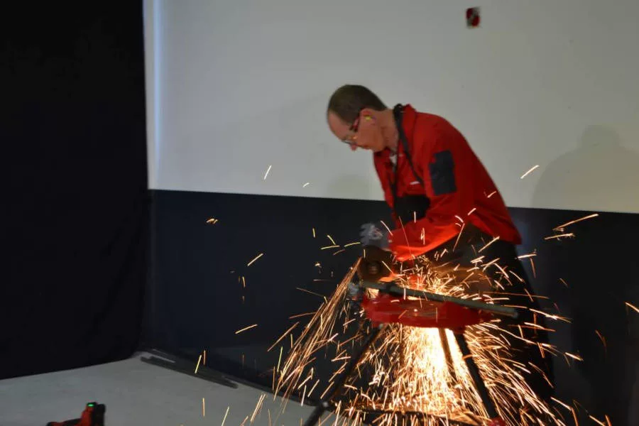 Hilti guests try out the tools 