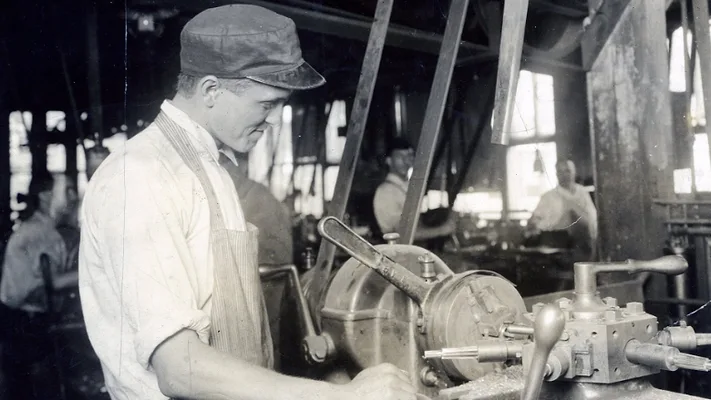 An early Sloan employee.
