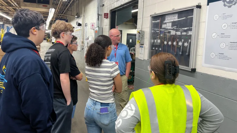 Students touring the APCOM Manufacturing facility.