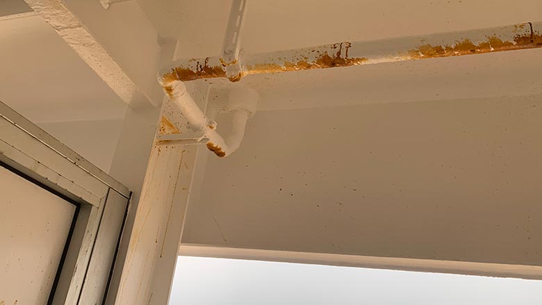on-board ship gravity piping system