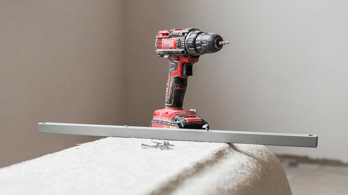 02 PM 1123 Milwaukee Tools Main Drain Plumbing drill