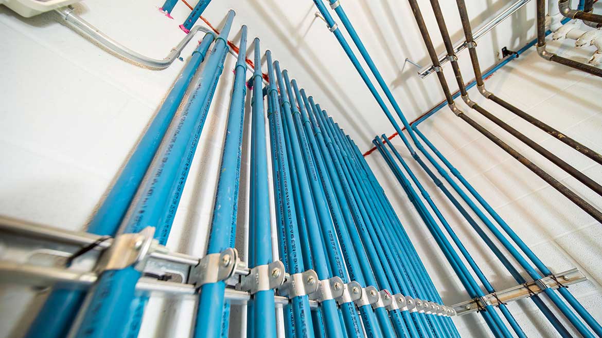 AquaRise installation of IPEX’s AquaRise potable water piping system in Windsor, ON