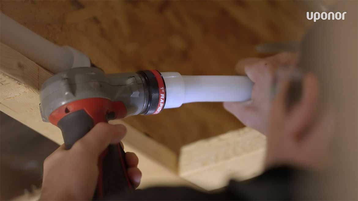 Installing a pipe with an MKE tool.