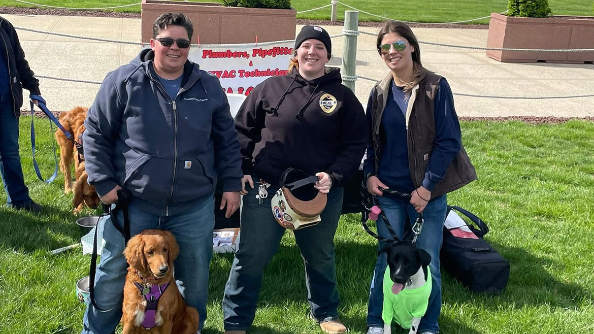 Michelle Buchanan, Nicole Linke, Tori Bobal