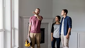 Contractor with Customers