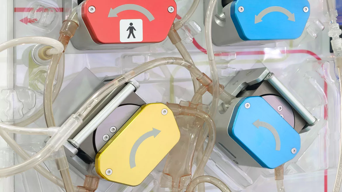 Dialysis equipment, Intravenous drip and electronic devices in the ICU as a concept of an integrated approach to treatment.