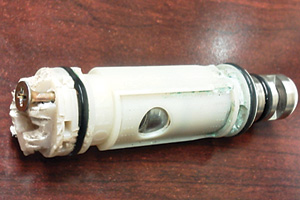 Posi-temp cartridge