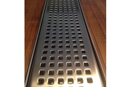 LUXE Linear Drains grate-patterned drain, 2014-10-27