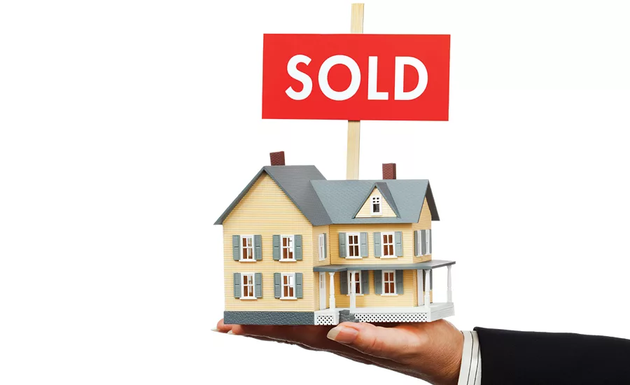 Home sales surge in 4Q 2015