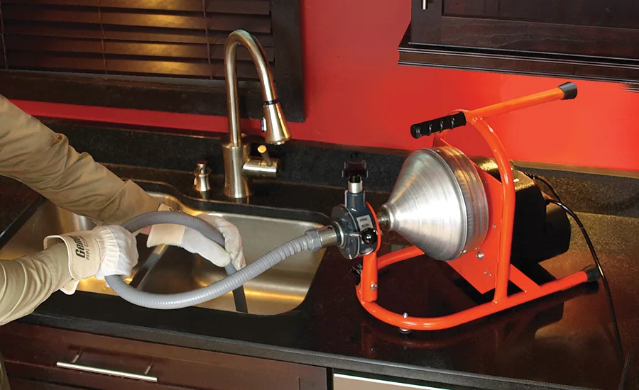 Variable-speed power cable feed