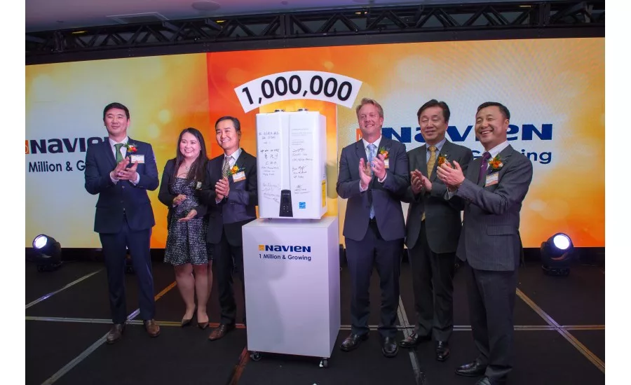 18-0125 Unit Signing Ceremony by Heung-Rak Sohn, Martha Pugeda (longest American employee), Scott Lee, NA CEO Eric Moffroid, VP, Joon Kee Hong CEO Worldwide, Jaeyong Lee, Head of Global Business