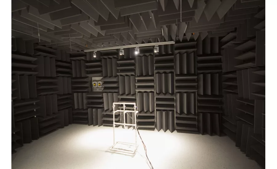 Bosch_WTO_Office_Sound Lab_012