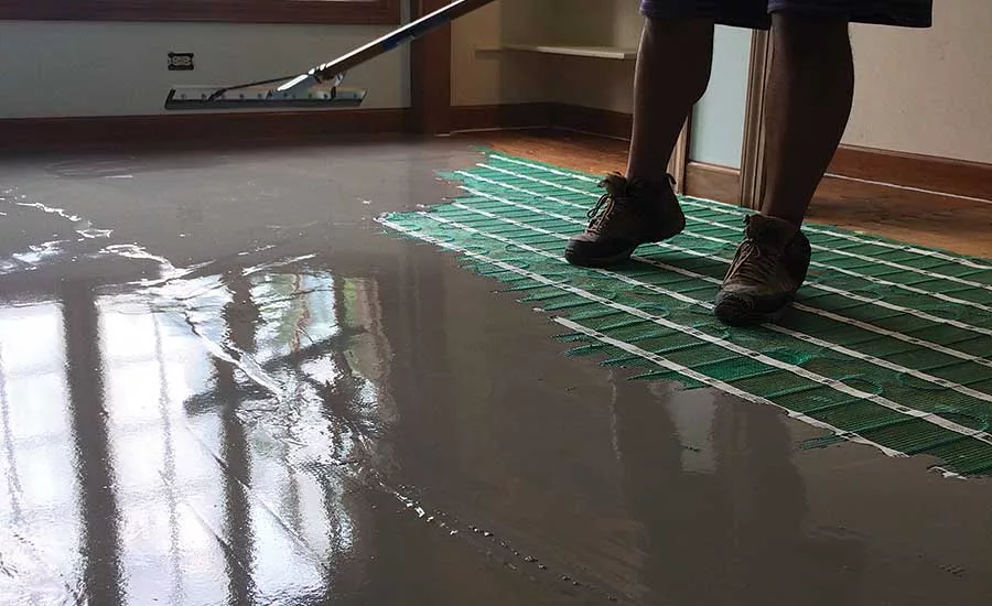 Embedding electric heating elements in thinset